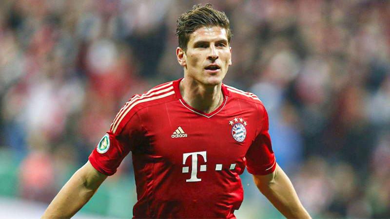 Huyền thoại Mario Gomez trong màu áo Bayern