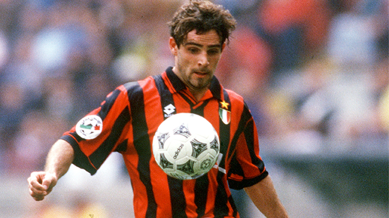 Marco Simone trong màu áo Milan