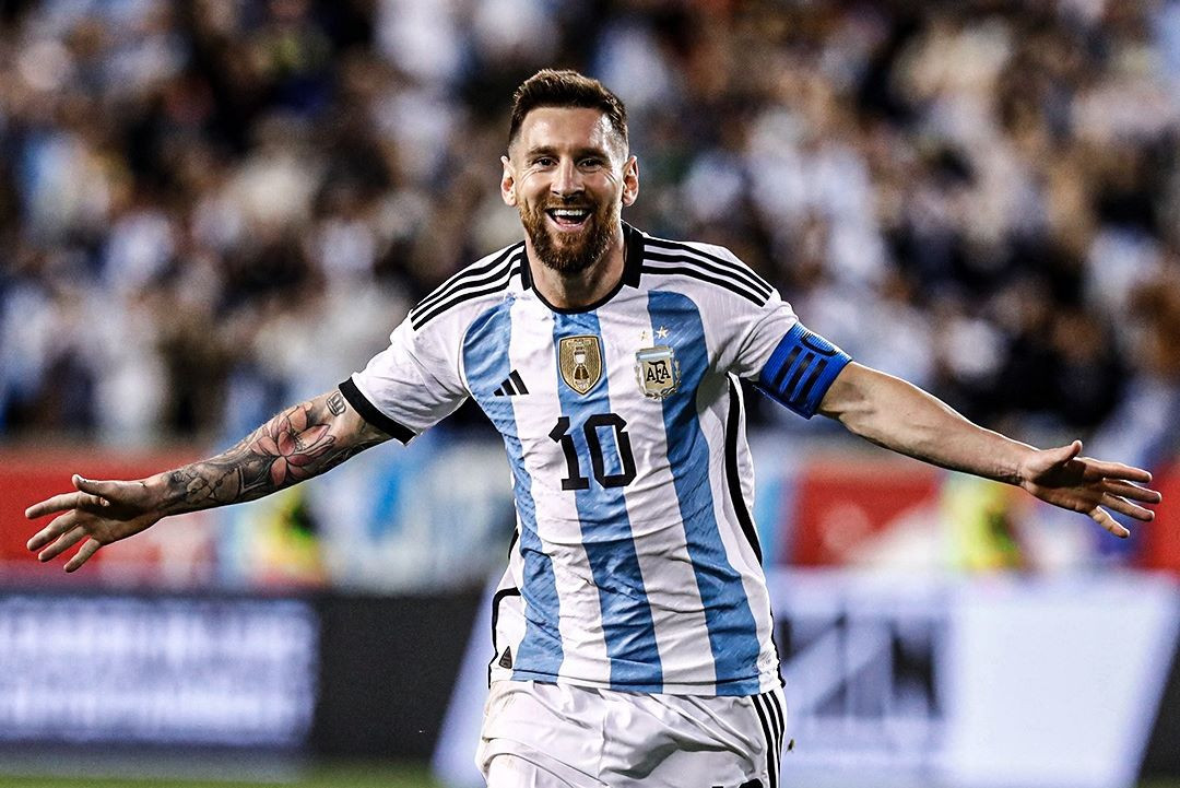 5 lần liên tiếp tham dự World Cup của Messi
