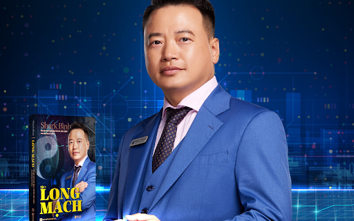 Shark Bình (tên đầy đủ Nguyễn Hòa Bình) - Anh chính thức tham gia show "Thương vụ bạc tỷ" - Shark Tank Việt Nam mùa 3 (2019). 