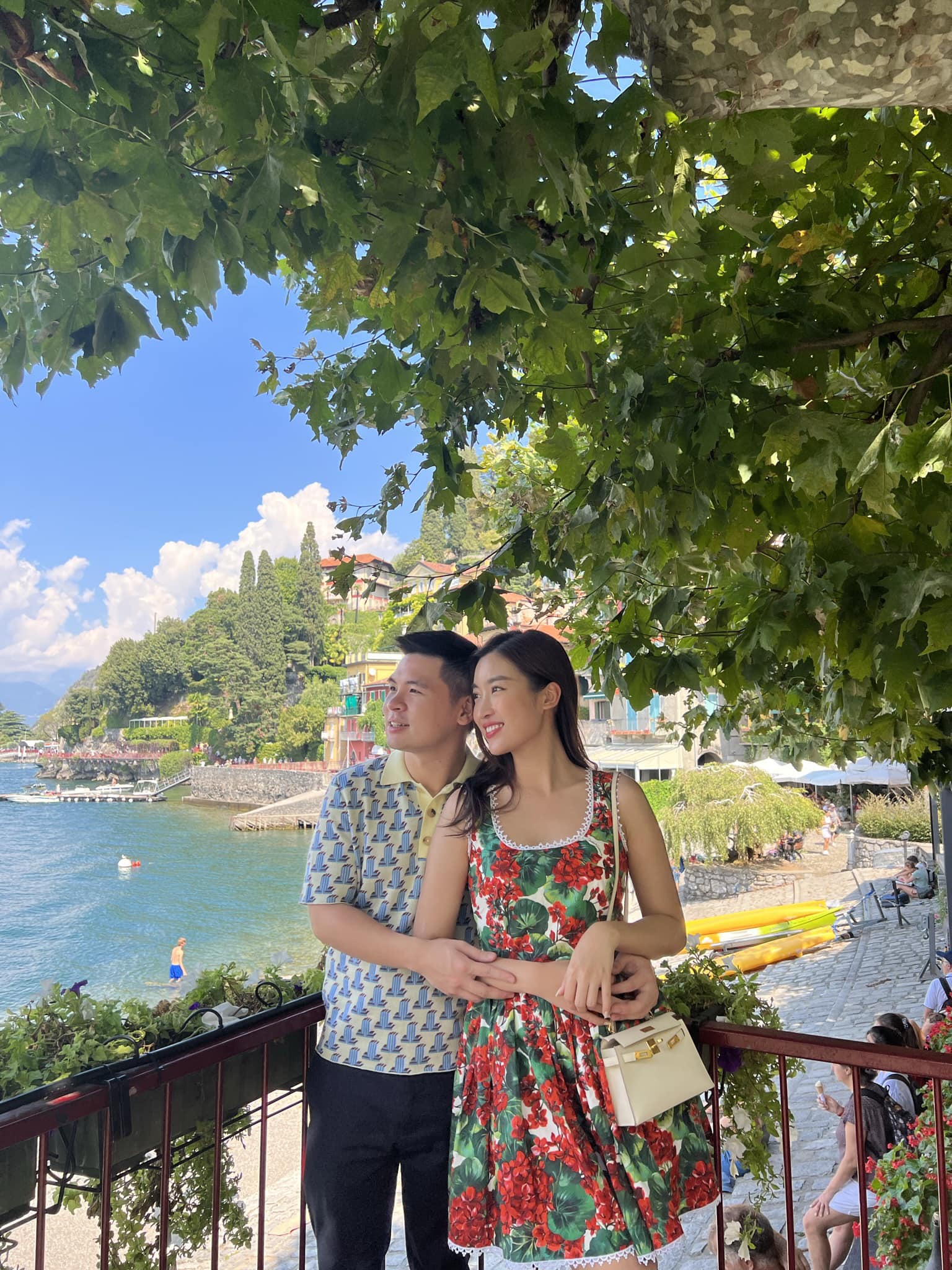 Trước khi lên xe hoa, Hoa hậu Đỗ Mỹ Linh đã chia sẻ về chuyện tình đẹp như mơ với doanh nhân Đỗ Vinh Quang