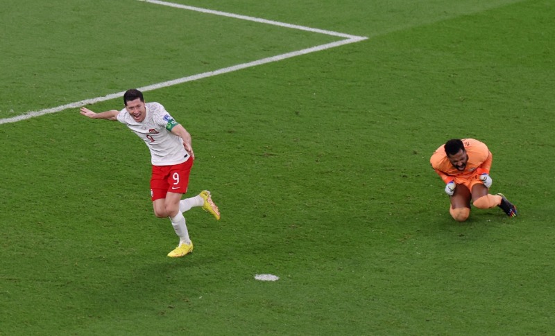 Lewandowski có được bàn thắng đầu tiên tại World Cup 2022