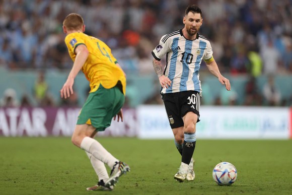 Messi phá kỷ lục giúp ĐT Argentina tiến vào vòng chung kếtMessi phá kỷ lục giúp ĐT Argentina tiến vào vòng chung kết