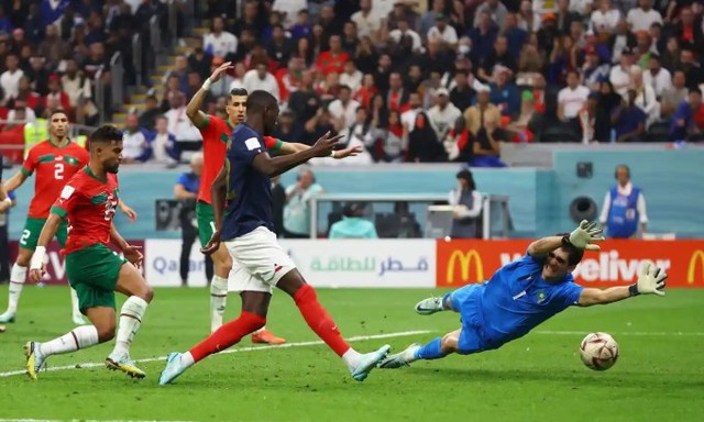 Chiến thắng thuyết phục của Pháp trước Ma Rốc ở bán kết