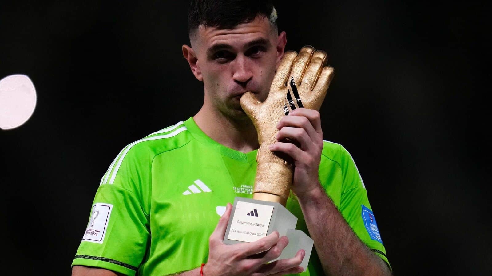 Martinez tại lễ trao giải thưởng cá nhân World Cup 2022