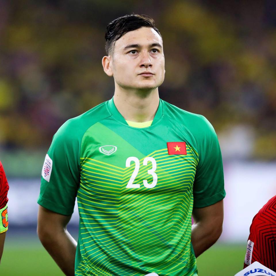 Cầu thủ Việt Nam sức khỏe suy giảm 