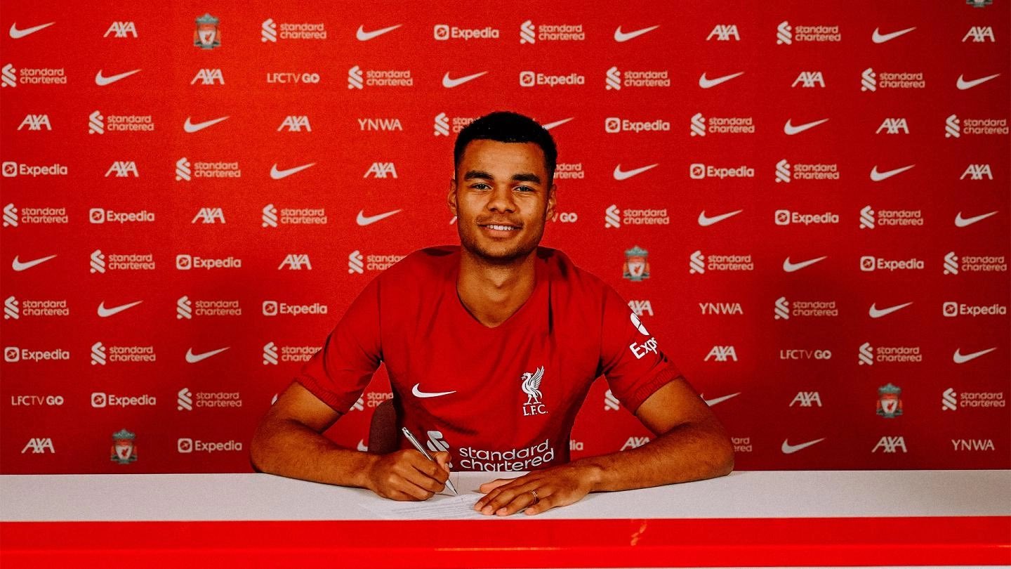 Gakpo chính thức gia nhập CLB Liverpool, hợp đồng kí kết đến năm 2028