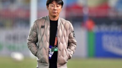HLV Shin Tae-yong thất thần sau thất bại tại AFF Cup 2022