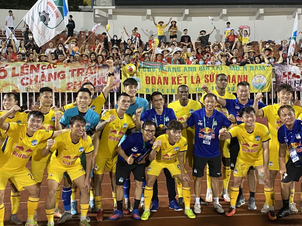 Tiếp nối mâu thuẫn với VPF, CLB HAGL dọa bỏ V-League 2023