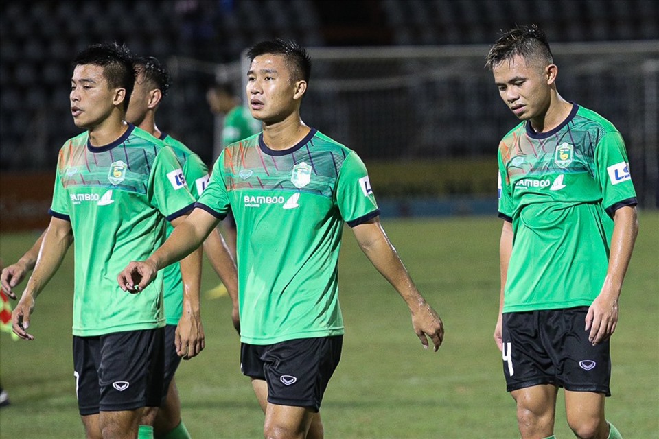Sài Gòn FC, Cần Thơ FC gặp nhiều khó khăn trong mùa giải mới 2023