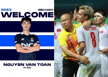 Văn Toàn trở lại Việt Nam sau tập huấn tại Hàn Quốc