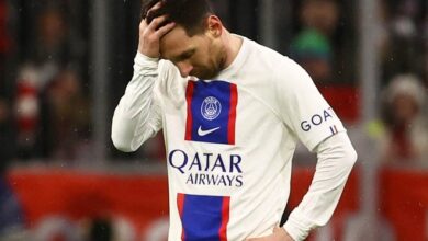 Messi buồn bã vì thất bại trước Bayern