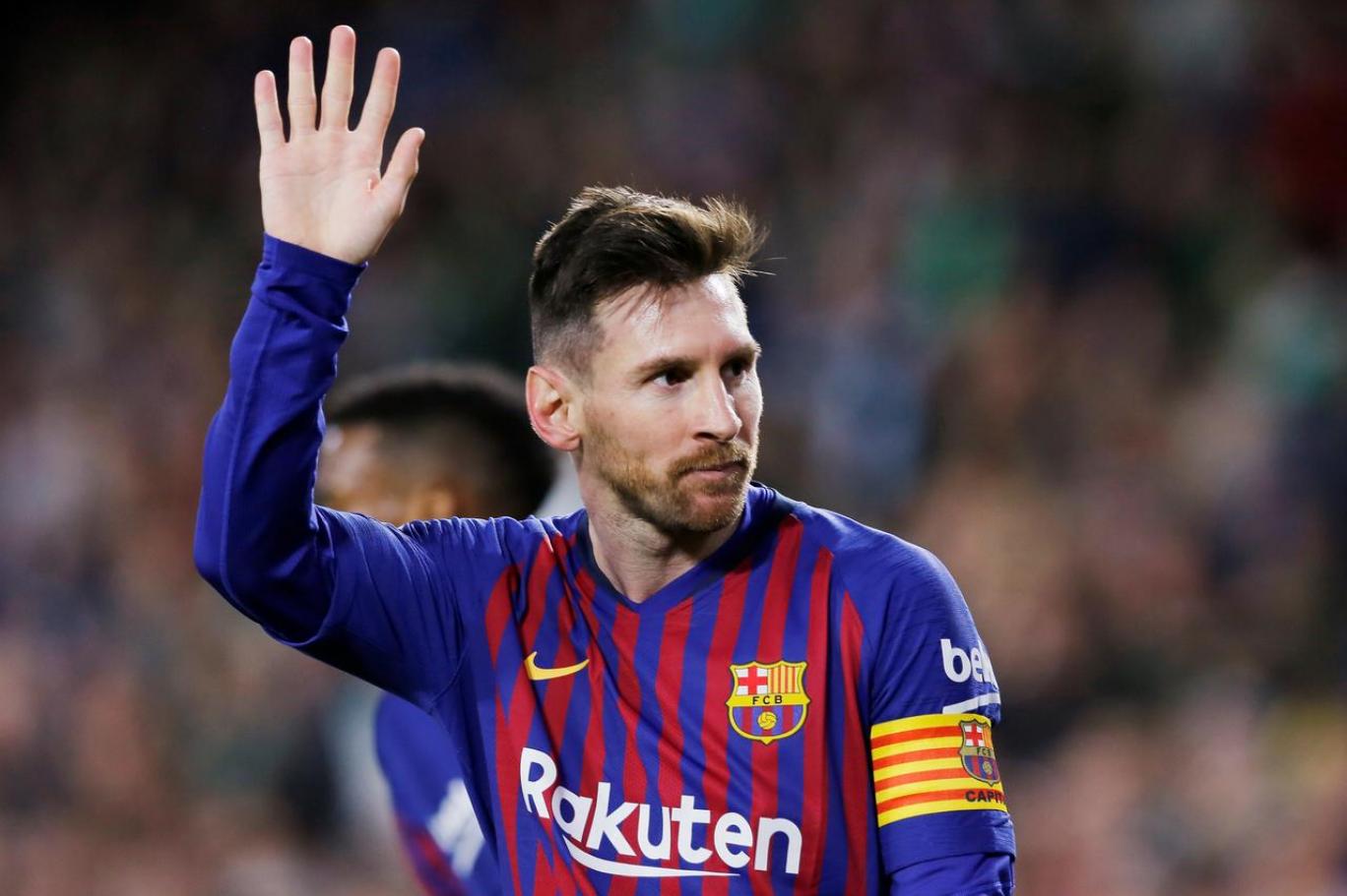 Messi đắn đo việc quay trở lại Barcelona