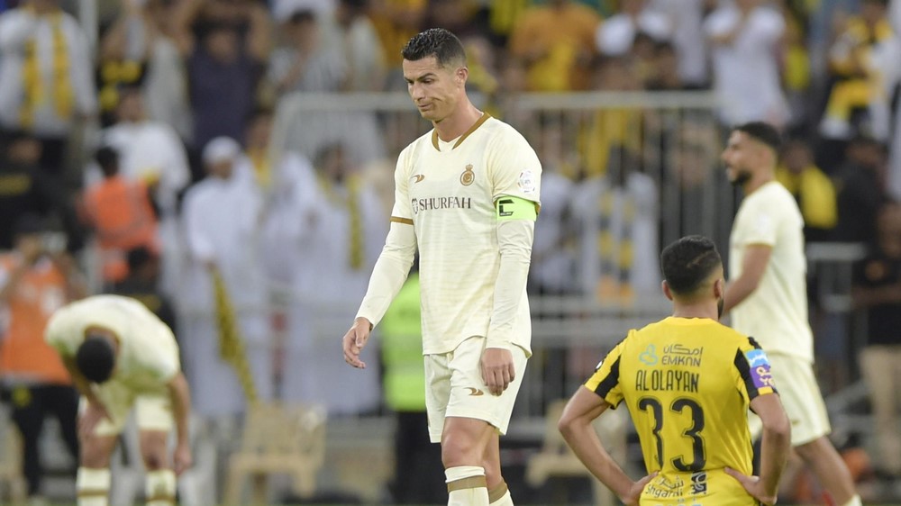 Ronaldo mất bình tĩnh sau trận đấu