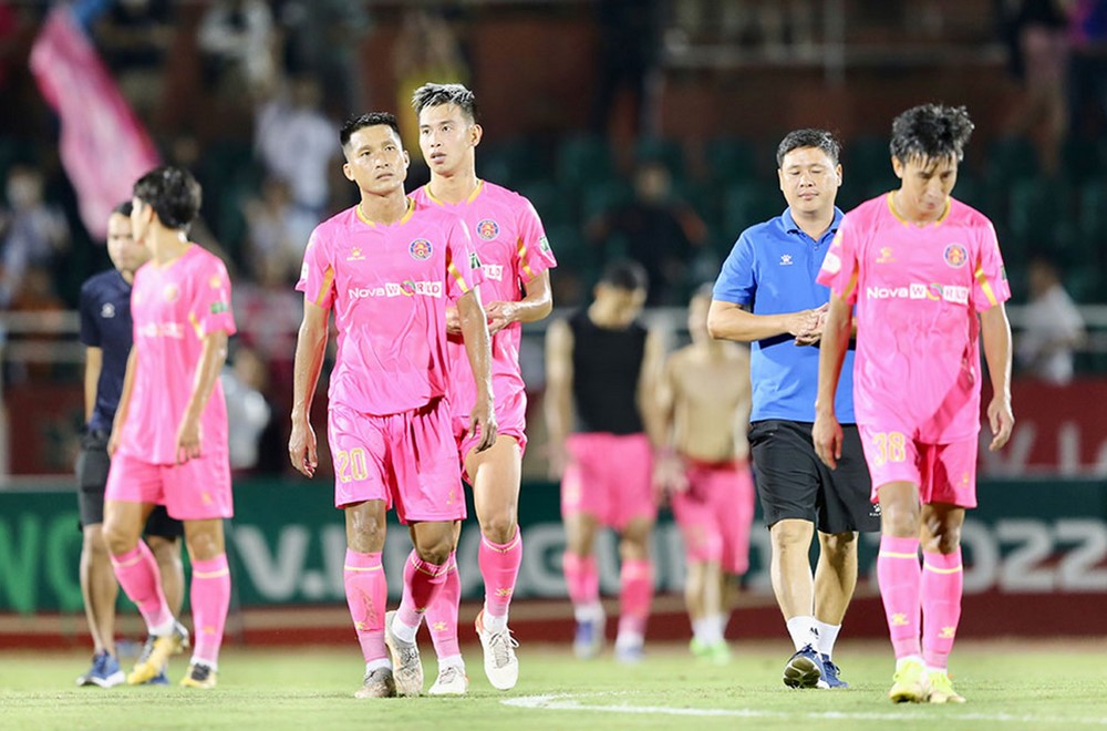 CLB Sài Gòn từ bỏ mùa giải hạng Nhất Quốc gia khiến CĐV lo lắng