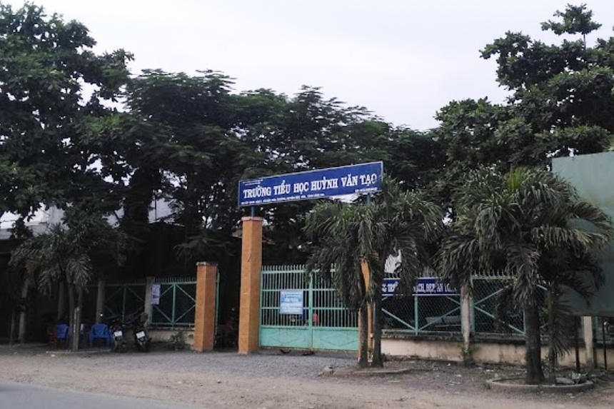 Học sinh lớp 3 tử vong ngay trong sân trường tiểu học Huỳnh Văn Tạo