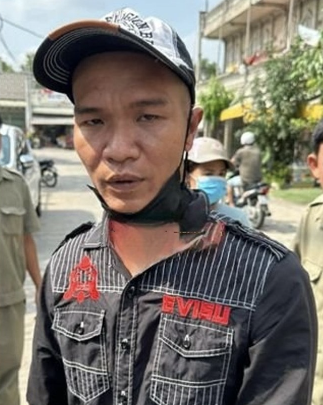 Mai Quốc Tú ( 33 tuổi, quê quán Bạc Liêu) bị lực lượng chức năng bắt giữ